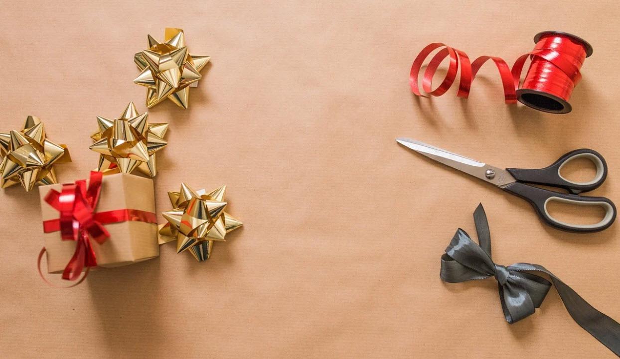 Gift Paper Accessories | Christmas | RAJA